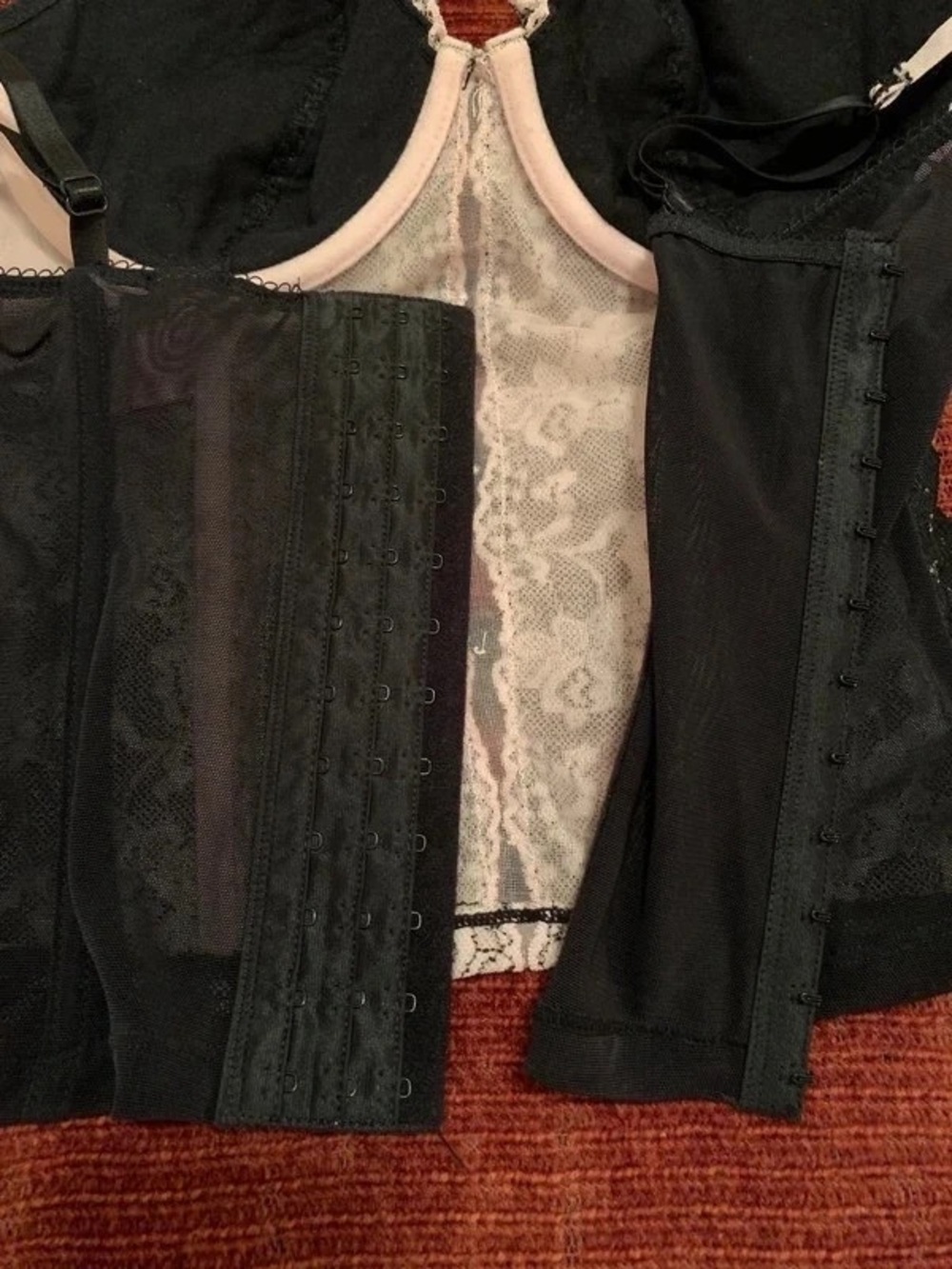 Black & Pink Lace Bra Lingerie Corset - Picture 6 of 11